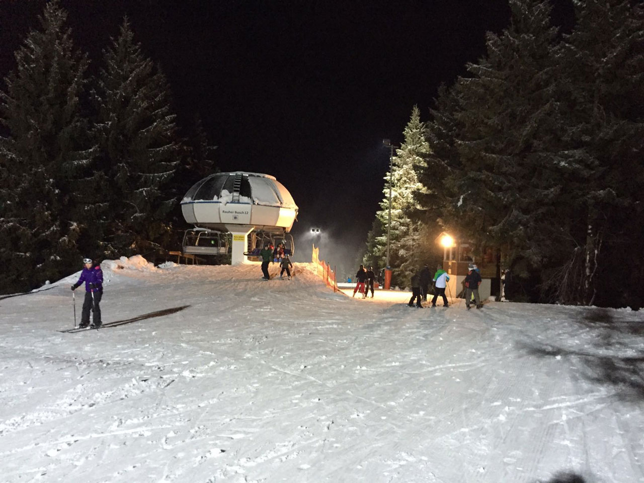 Nächtliches Skifahren in Winterberg.